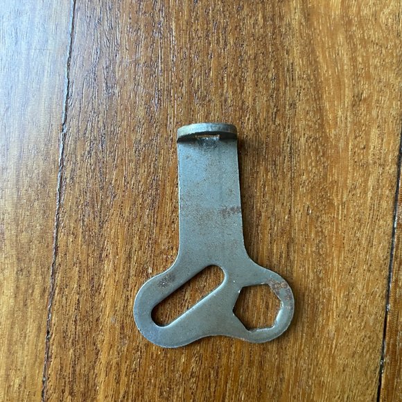 Vintage Skate Key - Picture 3 of 6